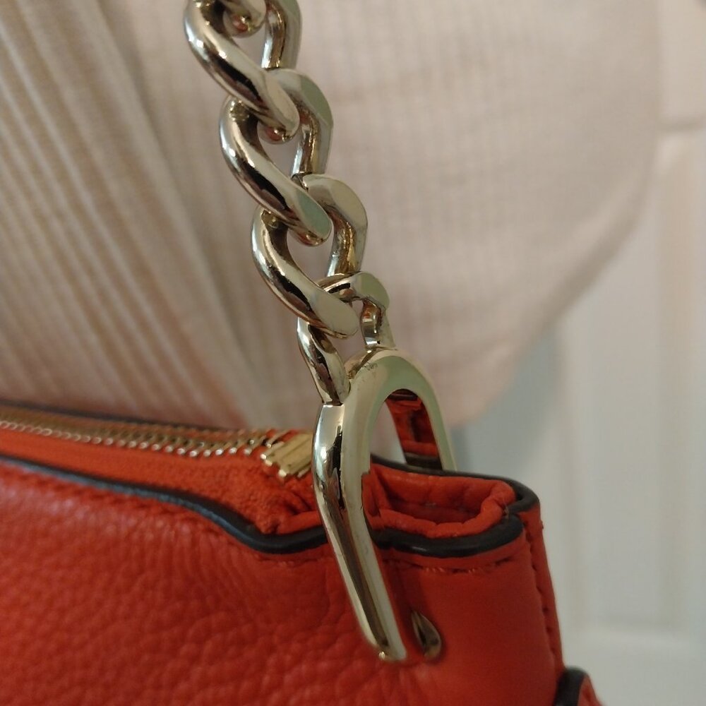 3468 Michael Kors Shoulder bag, 11.5" X 9" X 4". - Picture 10 of 13